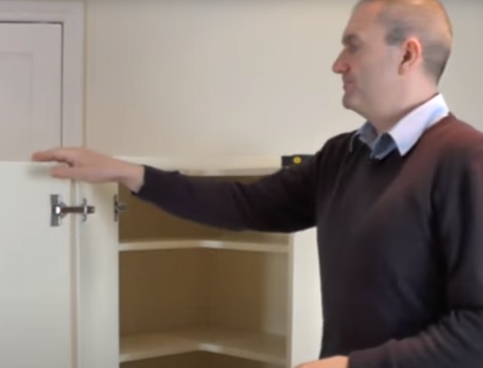 How to replace L shape corner cupboard doors